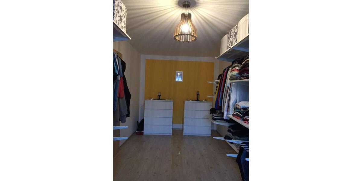 Reihenhaus Frankfurt am Main Nied - 5 Zimmer, 122 m&sup2;, 589.900&euro; | Angebot:27091271