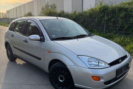 Ford Focus 134.664 km 2.199 &euro; Offenbach 63067