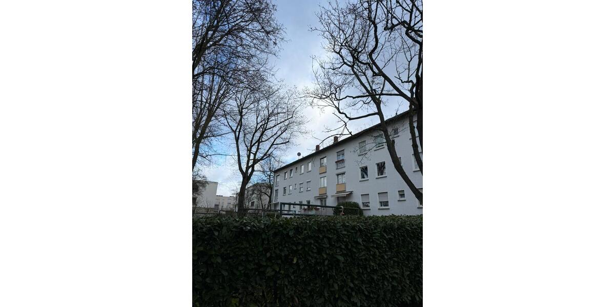 Etagenwohnung Frankfurt am Main Sachsenhausen - 1.5 Zimmer, 46 m&sup2;, 800&euro; | Angebot:26061116
