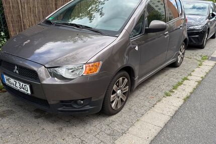 Mitsubishi Colt 50.000 km 5.700 &euro; Friedrichsdorf 61381