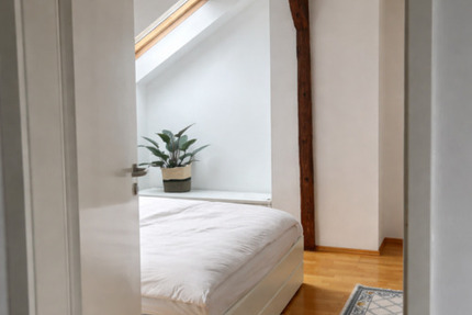 Wohnung Frankfurt am Main Sachsenhausen - 2 Zimmer, 99 m&sup2;, 1.424&euro; | Angebot:24953100