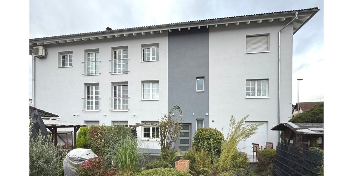 Oberursel: Kernsaniertes 6-Parteienhaus! Schmuckstück zur Anlage und teilw. Selbstbezug 17 zimmer