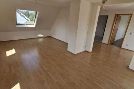 Wohnung Frankfurt Bonames - 2.5 Zimmer, 47 m&sup2;, 670&euro; | Angebot:27108633