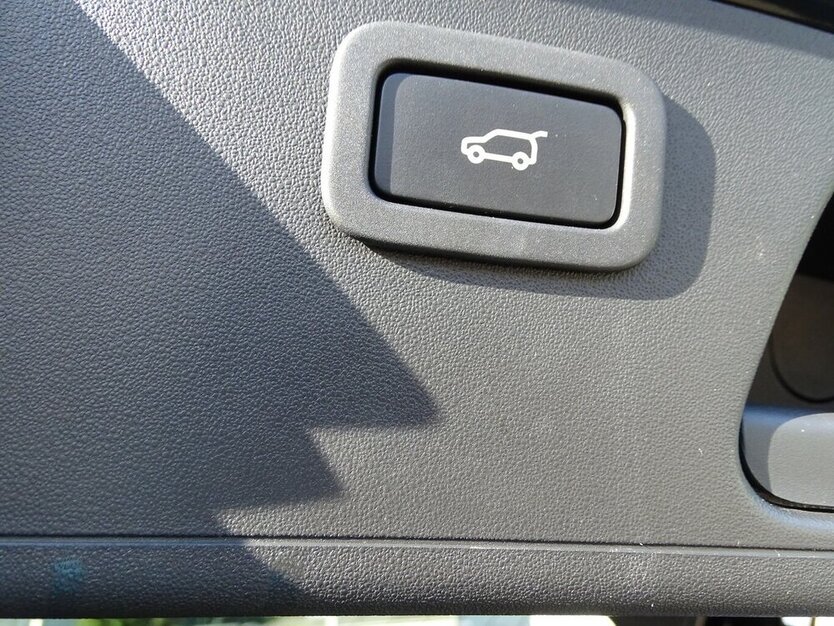 E-Pace S AWD Navi, Leder, Klimaauto.