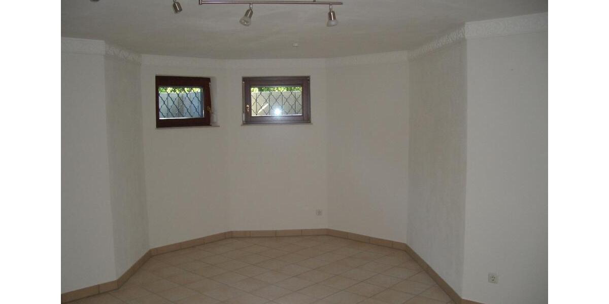 Etagenwohnung Dieburg - 2 Zimmer, 80 m&sup2;, 800&euro; | Angebot:26640410