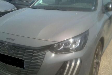 Peugeot 208 18.810 km 15.280 &euro; Rüsselsheim 65428