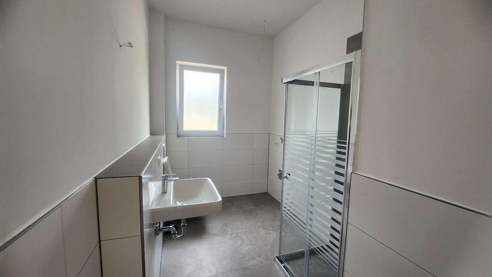 Etagenwohnung Offenbach am Main Bieber - 2 Zimmer, 63 m&sup2;, 975&euro; | Angebot:26443570