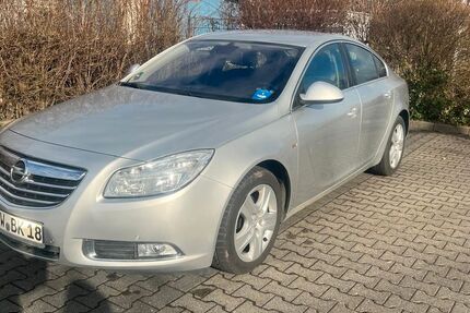 Opel Insignia 240.000 km 3.499 &euro; Offenbach 63069