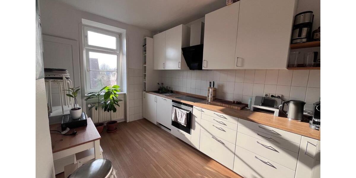 Dachgeschoßwohnung Frankfurt am Main Eschersheim - 3 Zimmer, 72 m&sup2;, 950&euro; | Angebot:25754992