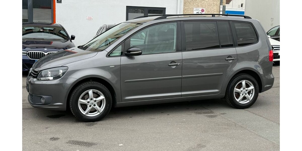 VW Touran 163.000 km 8.999 &euro; Frankfurt am Main 60314