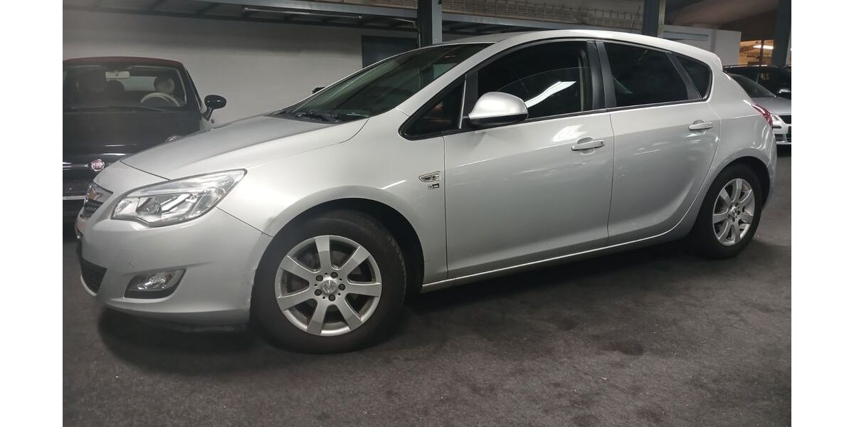 Opel Astra 97.800 km 6.798 &euro; Rüsselsheim 65428