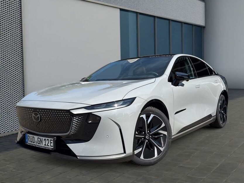 Mazda 6e 1.708 km 39.990 € Niedernhausen 65527