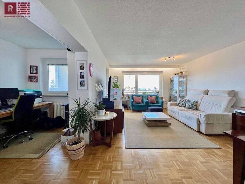 Frei ab Oktober: Helle 3,5-Zi-Wohnung mit Terrasse, Skyline-Blick und TG in Top-Lage