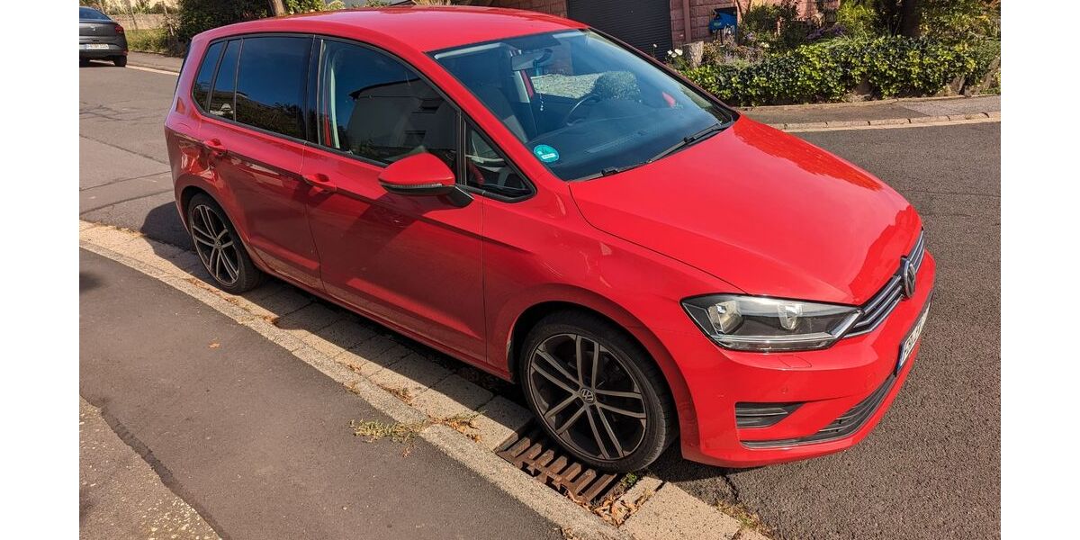 VW Golf Sportsvan 193.000 km 8.690 &euro; Limeshain 63694