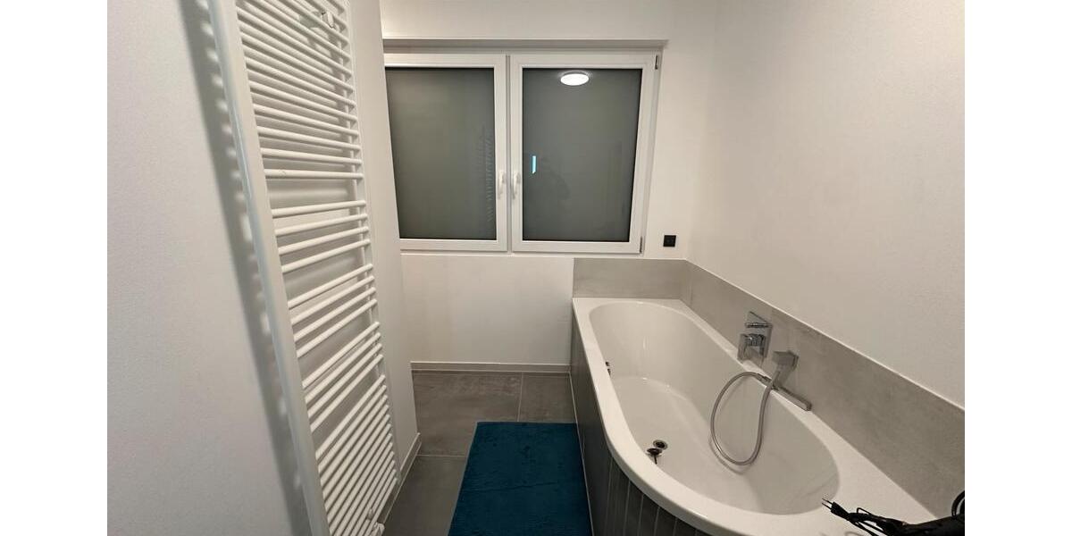 Einfamilienhaus Rodgau - 4 Zimmer, 170 m&sup2;, 1.690&euro; | Angebot:25479982