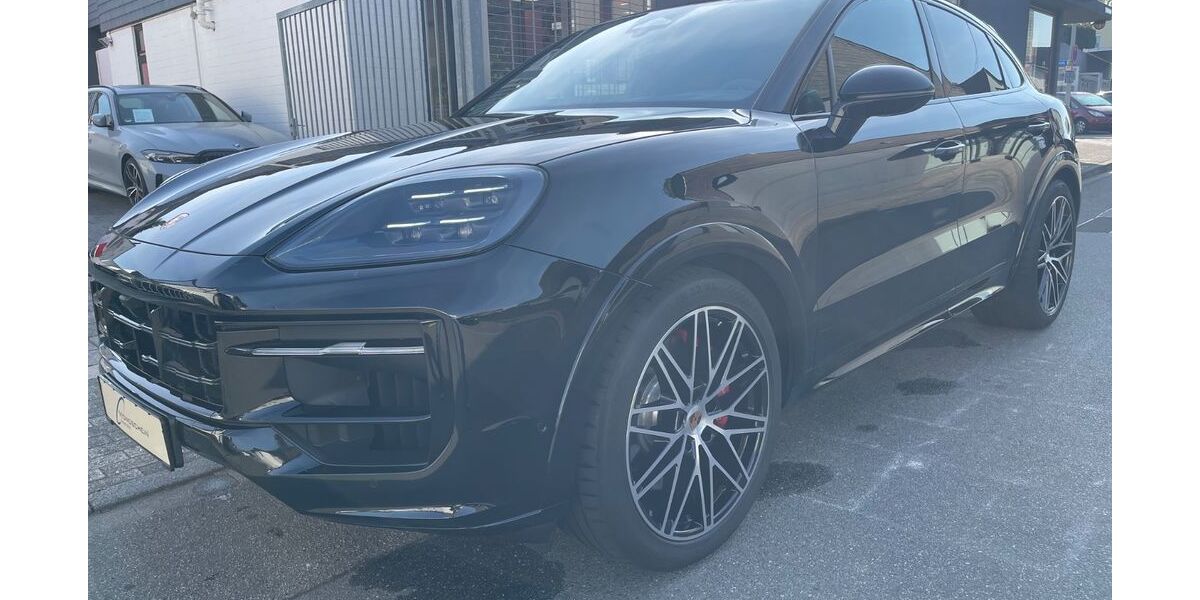 Porsche Cayenne 5.300 km 149.345 &euro; Flörsheim am Main 65439