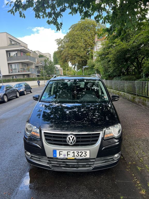 VW Touran 294.474 km 4.500 € Frankfurt 60435