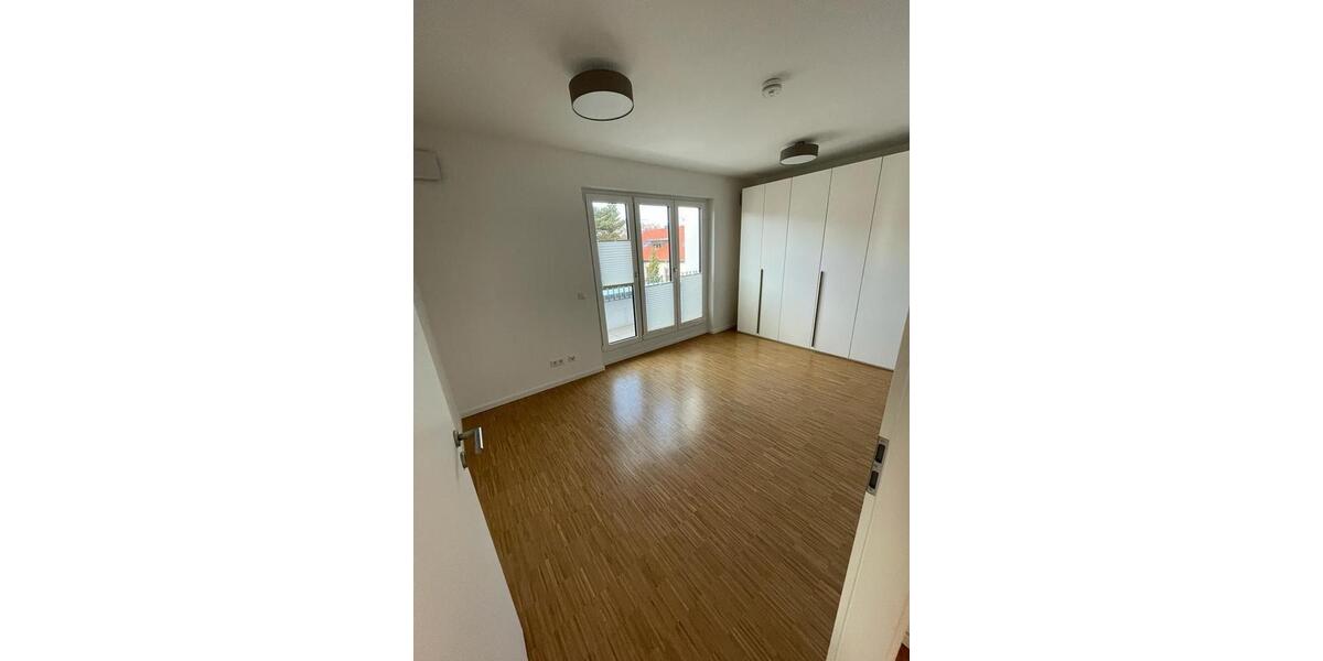 Etagenwohnung Frankfurt am Main Sindlingen - 2 Zimmer, 82 m&sup2;, 1.390&euro; | Angebot:26060133