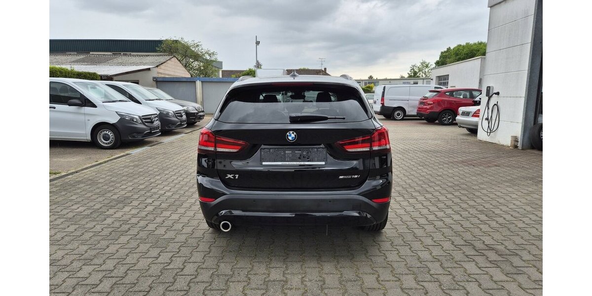 BMW X1 sDrive 18 i Advantage Automatic,Navi 68.650 km 21.690 &euro; Rodgau 63110