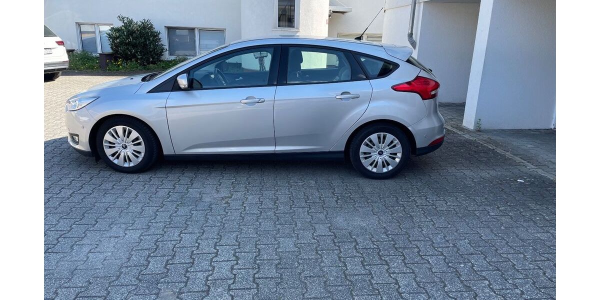 Ford Focus 80.000 km 10.500 &euro; Dieburg 64807