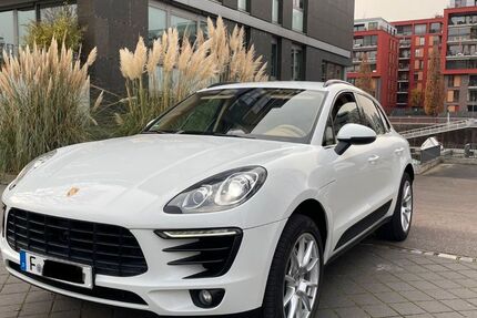 Porsche Macan 102.900 km 32.470 &euro; Frankfurt am Main 60326