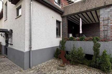 Gemütliche Doppelhaushälfte mit Sanierungsbedarf in ruhiger Lage 5 zimmer