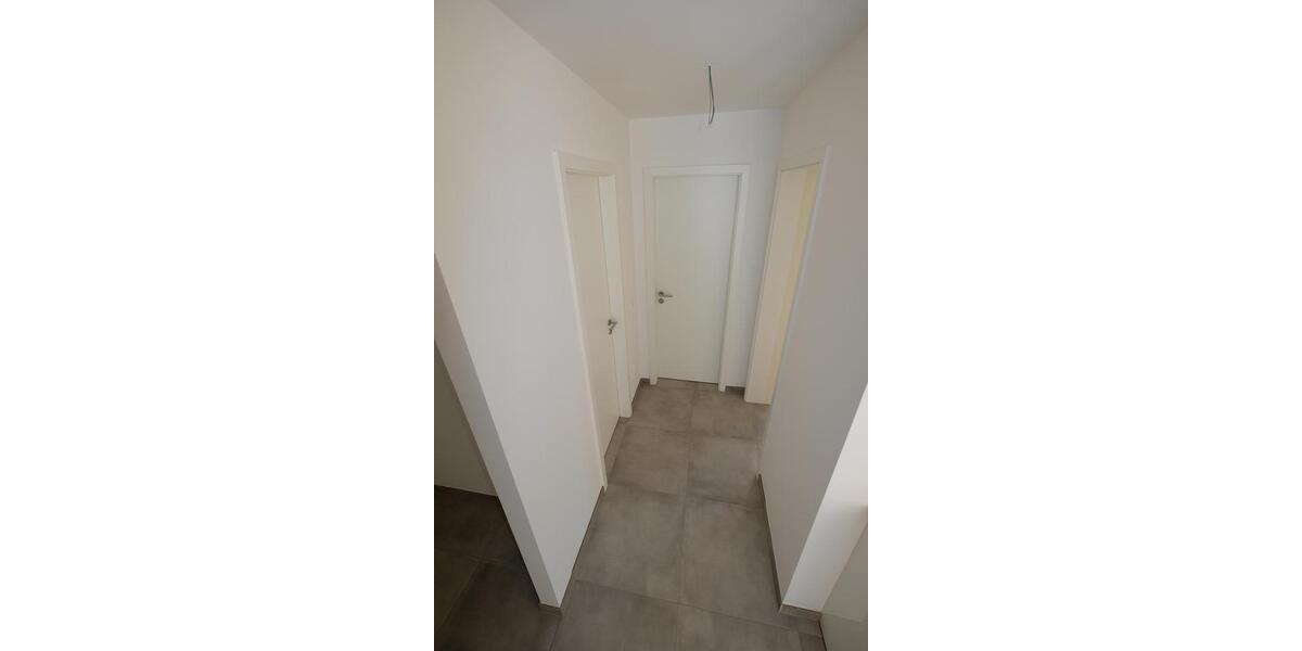 Etagenwohnung Frankfurt am Main Eschersheim - 2 Zimmer, 61 m&sup2;, 1.300&euro; | Angebot:25713304