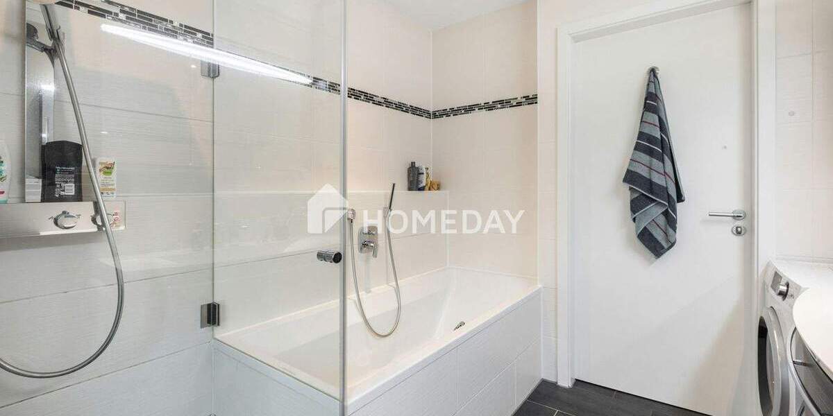 Neuwertige 4-Zimmer-Gartenwohnung mit Townhouse-Feeling, Kamin und verschließbarem TG-Stellplatz 4 zimmer