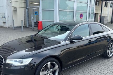 Audi A6 299.000 km 9.990 &euro; Frankfurt am Main 65933