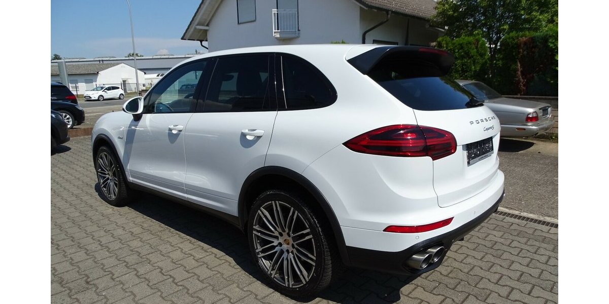 Porsche Cayenne S 4,2l Diesel Pano, Navi, 21 Zoll, Standhe 232.000 km 21.590 &euro; Rodgau 63110