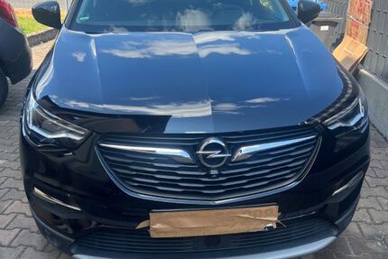 Opel Grandland (X) 102.000 km 10.499 &euro; Altenstadt 63674