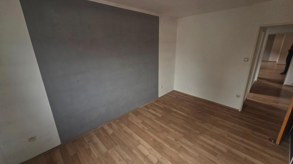 Etagenwohnung Erzhausen - 4 Zimmer, 101 m&sup2;, 1.050&euro; | Angebot:26412971