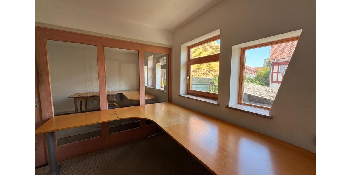 Gewerbeobjekt Frankfurt am Main Nord-West - 320&euro; | Angebot:25063595