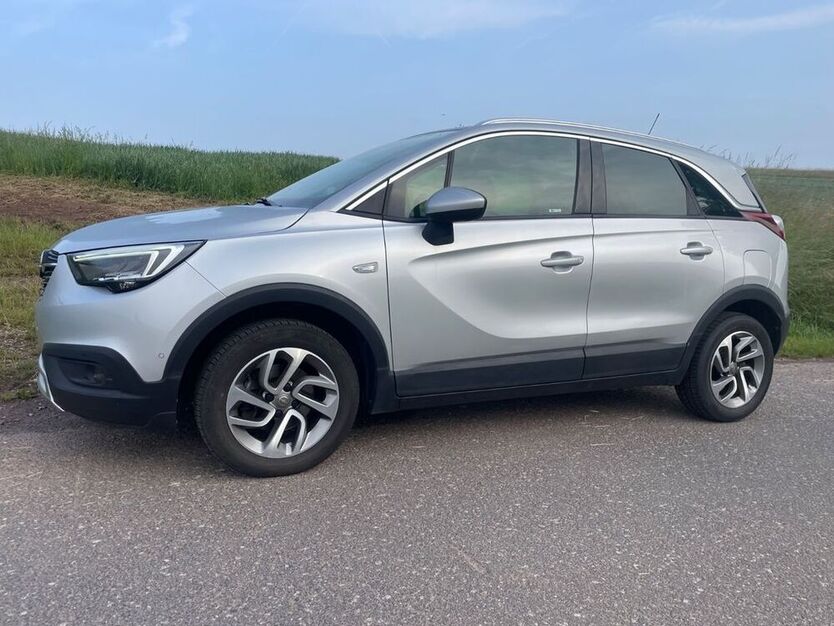 Crossland (X)