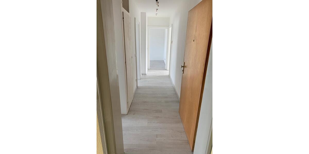 Etagenwohnung Bischofsheim - 2 Zimmer, 48 m&sup2;, 800&euro; | Angebot:26386402