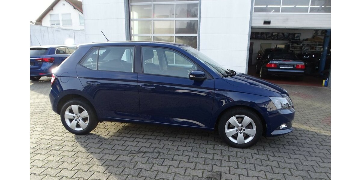 Skoda Fabia 1,2l TSI Style, DSG, Klima, Sitzheizung 44.854 km 12.590 &euro; Rodgau 63110