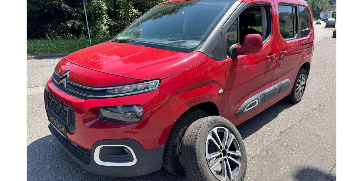 Citroen Berlingo 143.000 km 10.899 &euro; Eppstein 65817