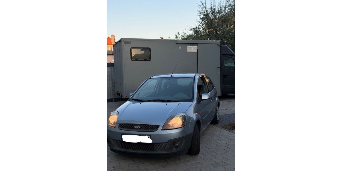 Ford Fiesta 218.000 km 1.499 &euro; Kelsterbach 65428