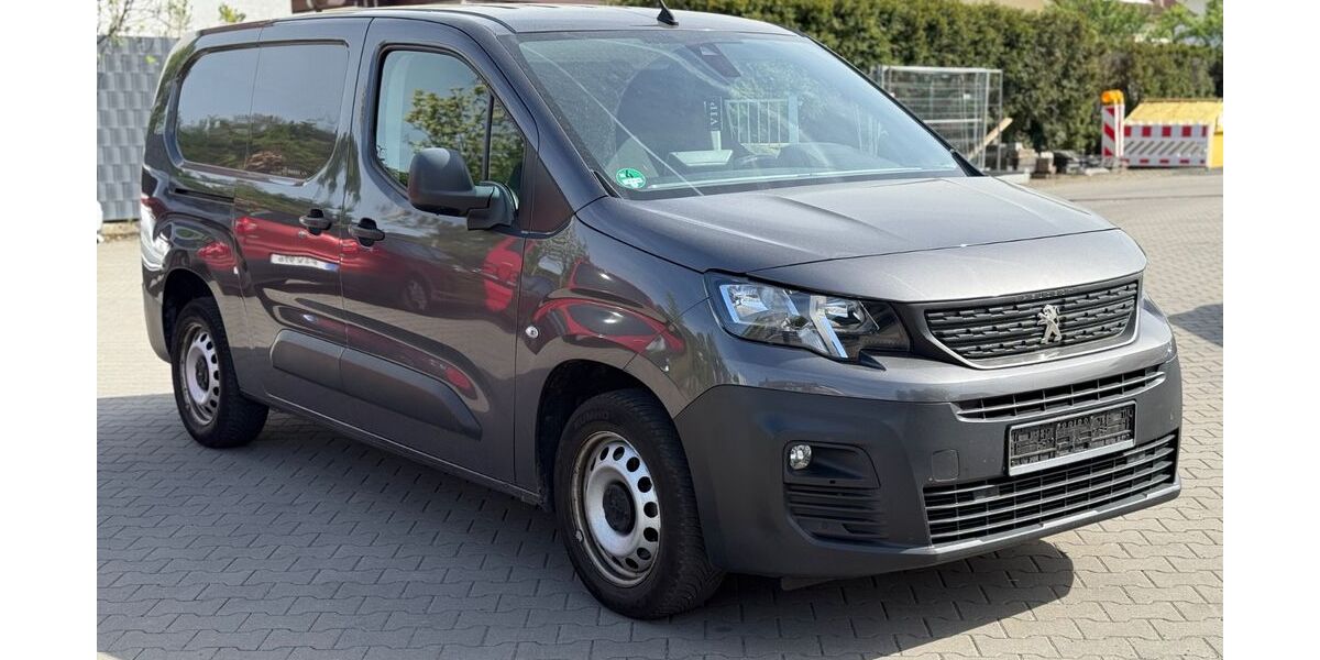 Peugeot Partner 190.000 km 7.700 &euro; Heusenstamm 63150