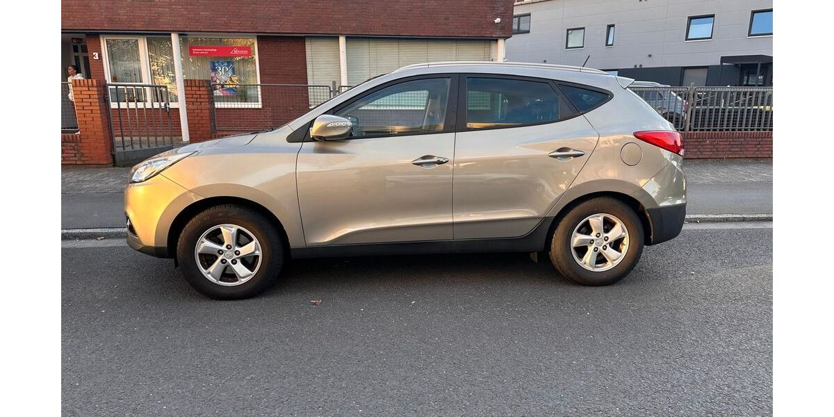 Hyundai ix35 147.729 km 6.800 &euro; Friedrichsdorf 61381