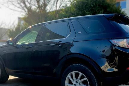 Land Rover Discovery Sport 99.300 km 16.701 &euro; Frankfurt 60438