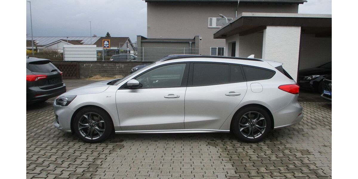 Ford Focus 86.058 km 13.599 &euro; Babenhausen 64832