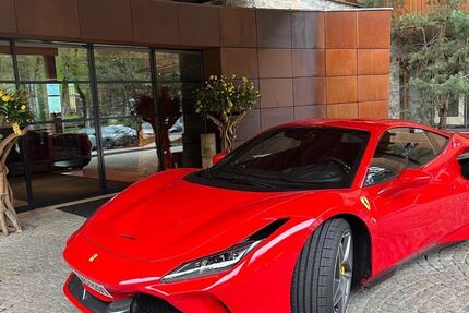 Ferrari F8
