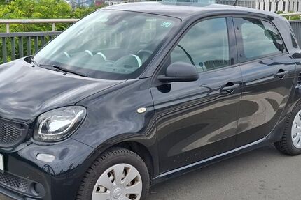 Smart ForFour 84.000 km 6.250 &euro; Frankfurt am Main 60598