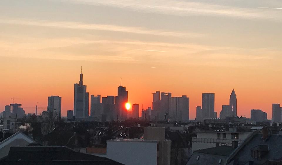 Penthouse Skyline Frankfurt - möbliert 3 zimmer