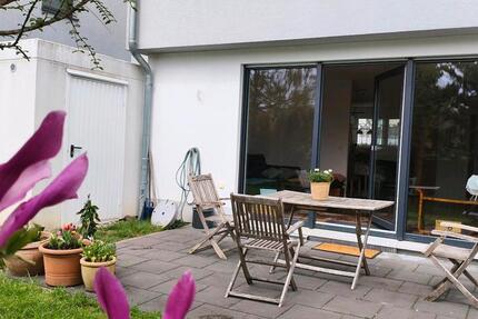 Haus Bad Nauheim - 6 Zimmer, 146 m&sup2;, 2.200&euro; | Angebot:26213753