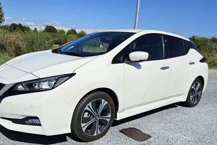 Nissan Leaf 29.000 km 15.900 € Wiesbaden 65203
