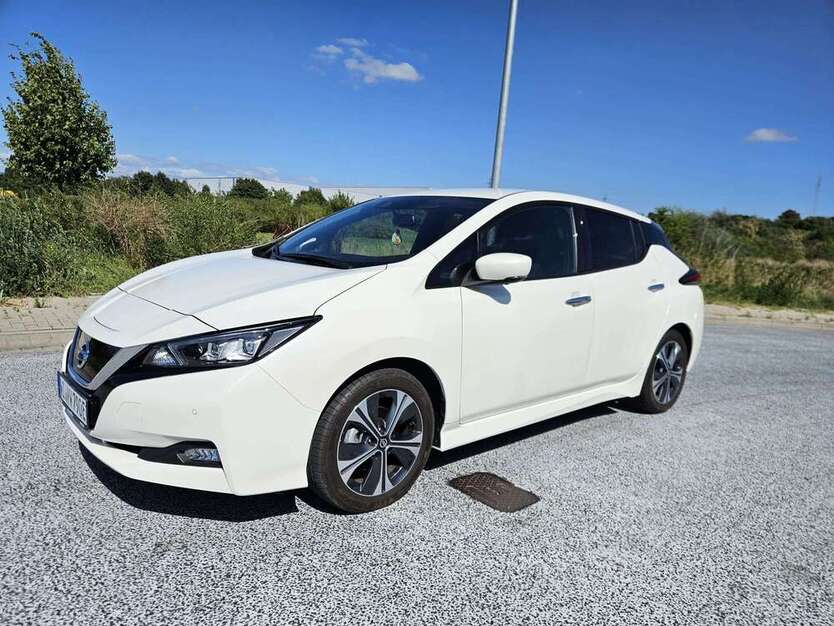 Nissan Leaf 29.000 km 15.900 € Wiesbaden 65203