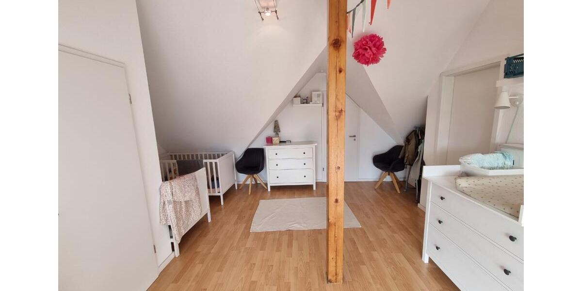 Maisonettenwohnung Bad Homburg vor der Höhe Gonzenheim - 3.5 Zimmer, 109 m&sup2;, 1.600&euro; | Angebot:26341022