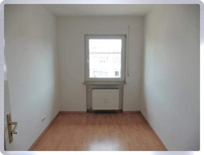 Etagenwohnung Rodenbach Niederrodenbach - 4 Zimmer, 90 m&sup2;, 920&euro; | Angebot:25287521